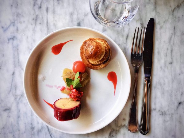 How to Make a Gourmet Beef Carpaccio with Arugula and Parmesan?