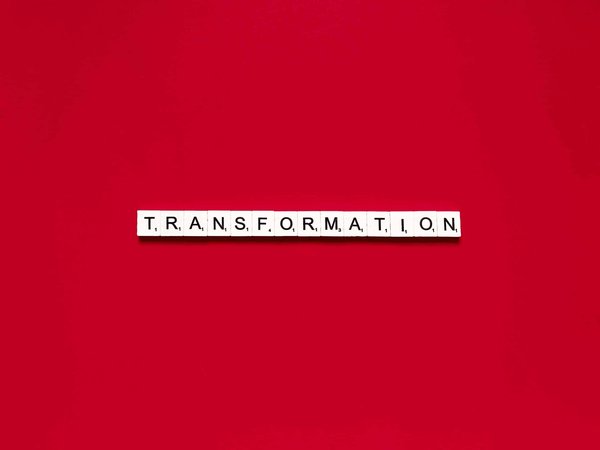 How Is Mixed Reality Changing the Dynamics of Interactive Learning?